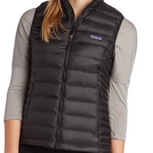 Patagonia women’s black down vest